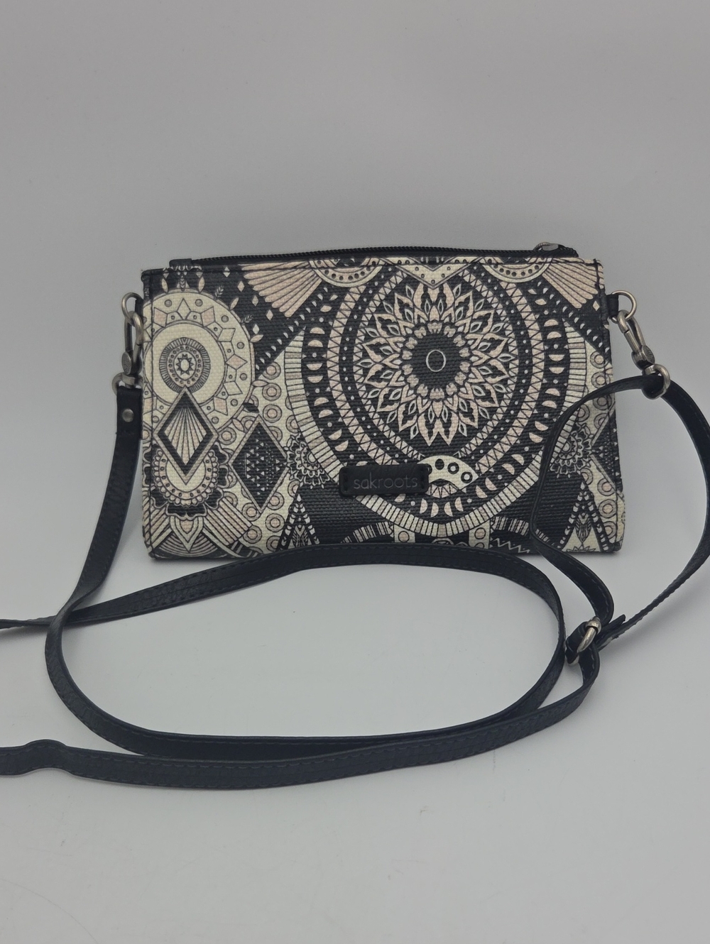 Sakroots Smartphone Crossbody Wallet